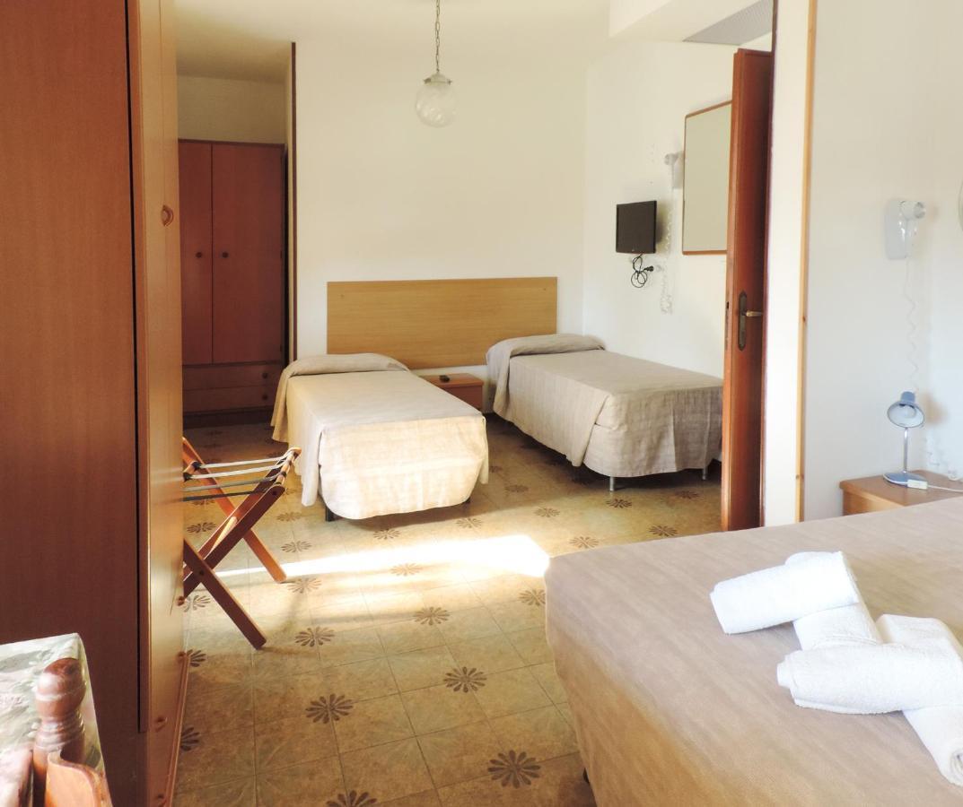 Hotel Saturno Lido di Jesolo Dış mekan fotoğraf