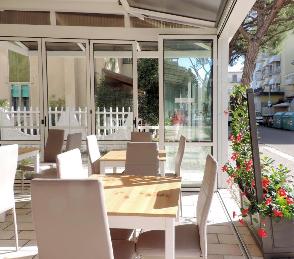 Hotel Saturno Lido di Jesolo Dış mekan fotoğraf
